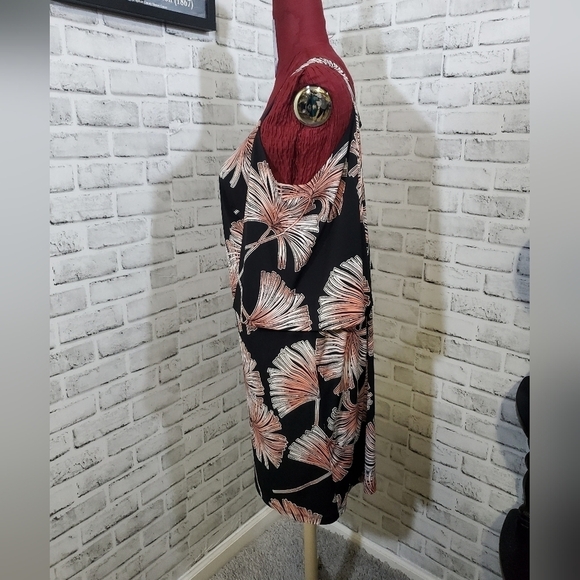 ROBBIE Bee Cold Shoulder Dress. Size 1X - Picture 2 of 6